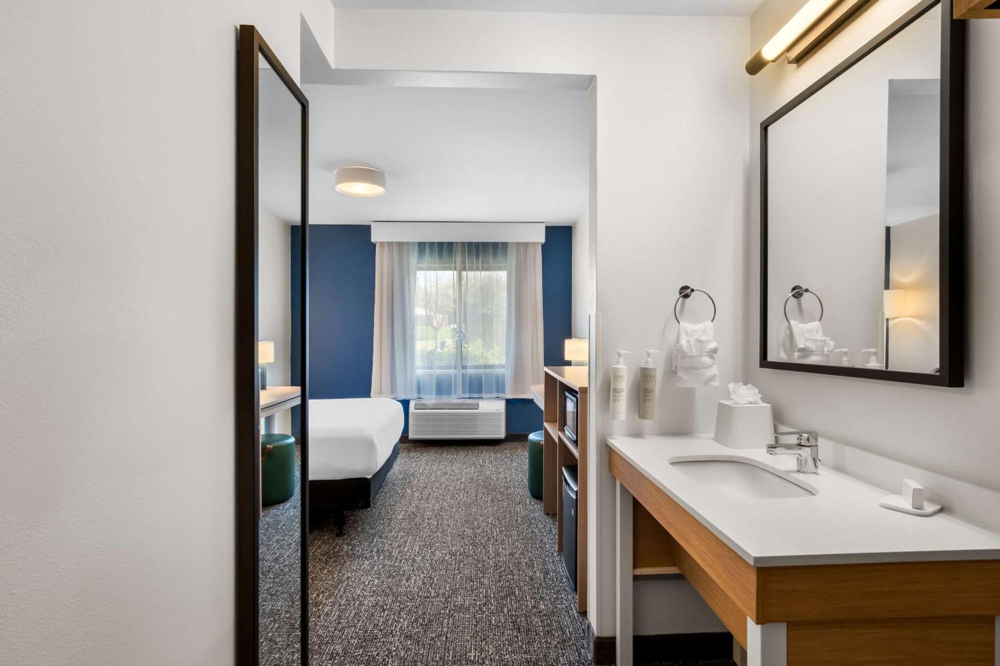 Spark By Hilton Grapevine Dfw North Luaran gambar